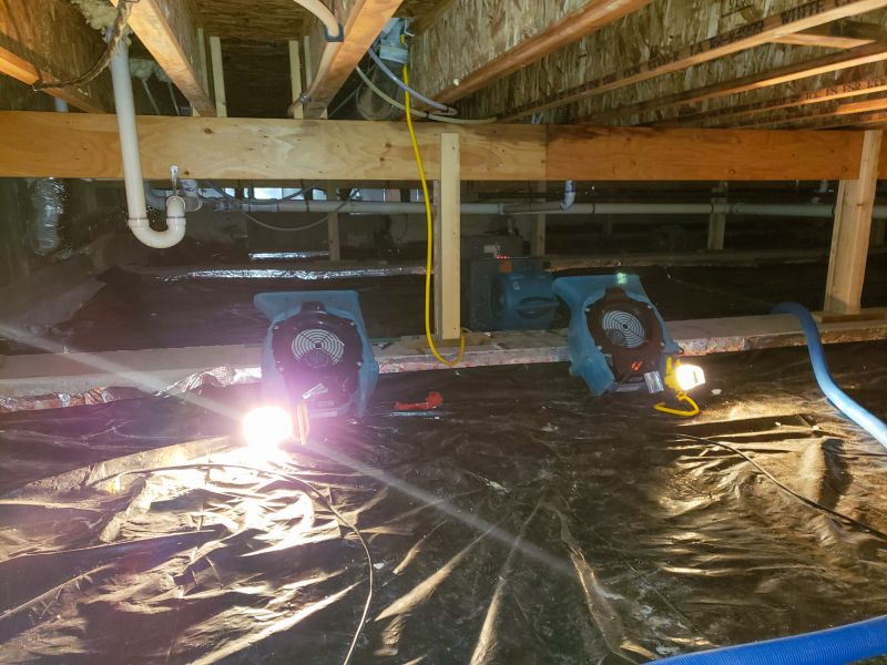 Encapsulated Crawlspace with Vent Cover